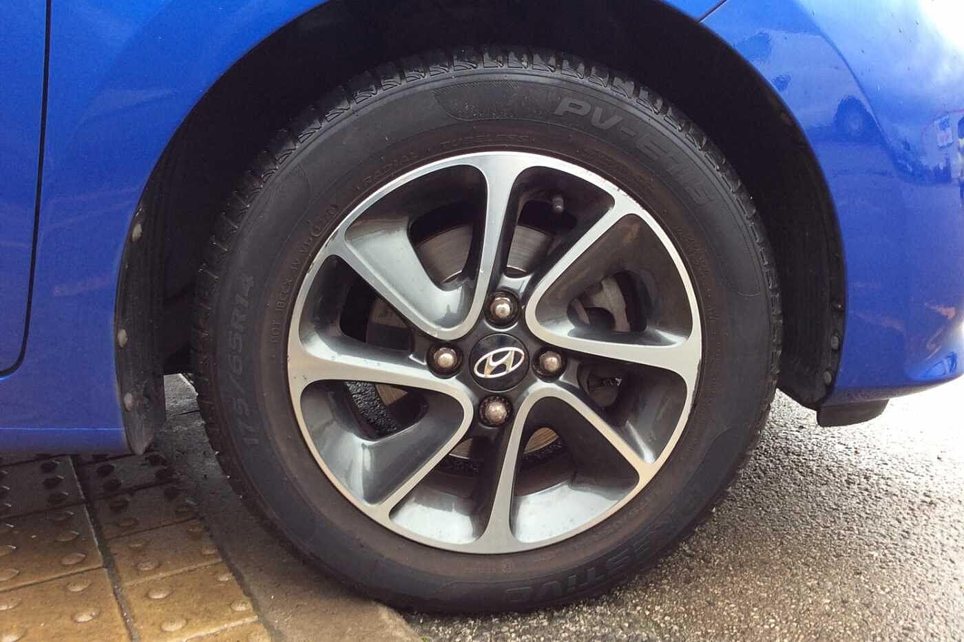 Used Hyundai i10 2018 for sale - 77358639: Photo 5