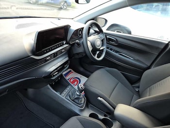 Used Hyundai BAYON 2024 for sale - 76992288: Photo