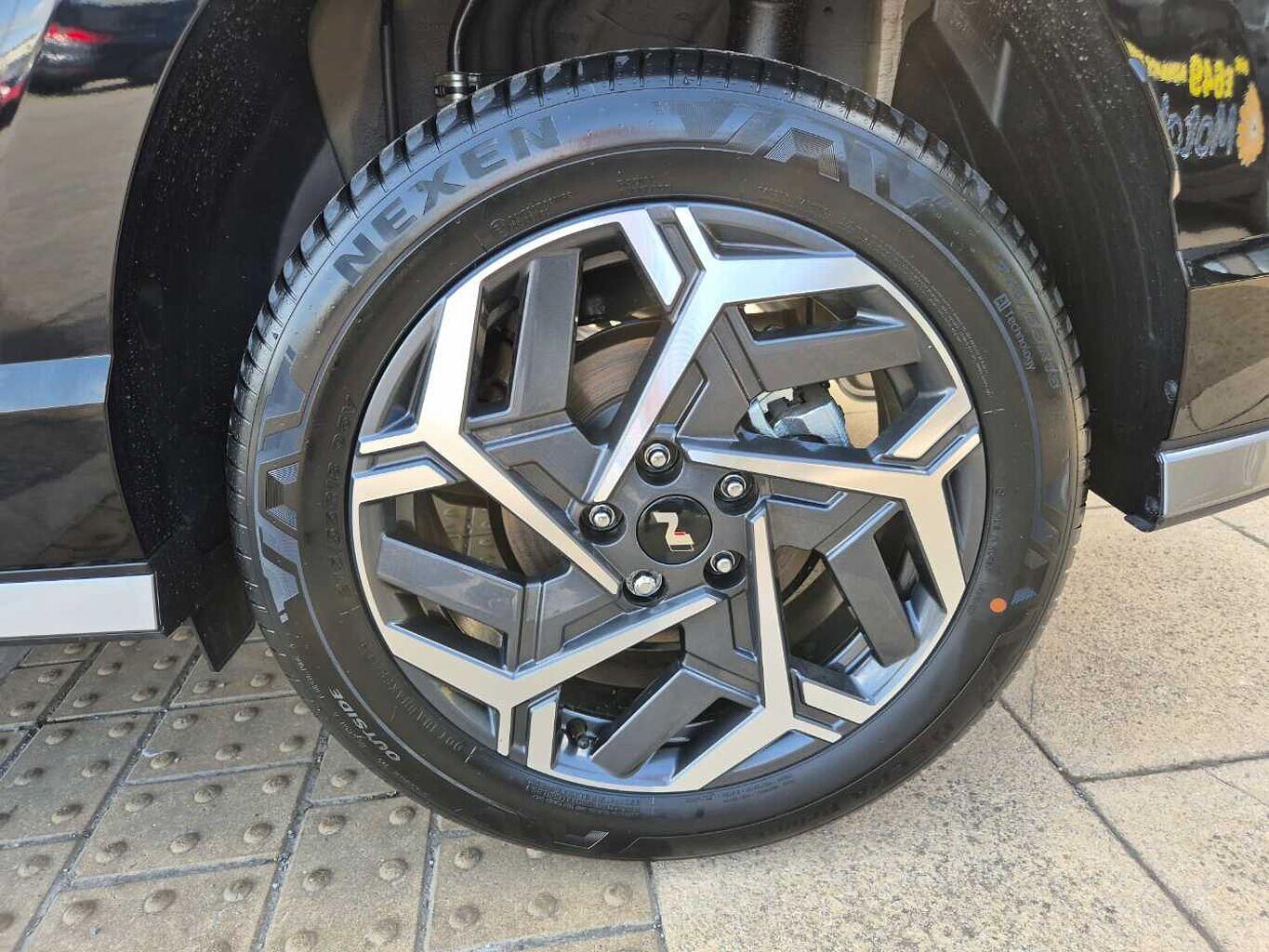 Used Hyundai KONA 2025 for sale - 76752406: Photo 5