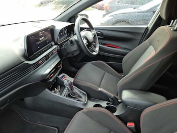 Used Hyundai i20 2024 for sale - 76020426: Photo