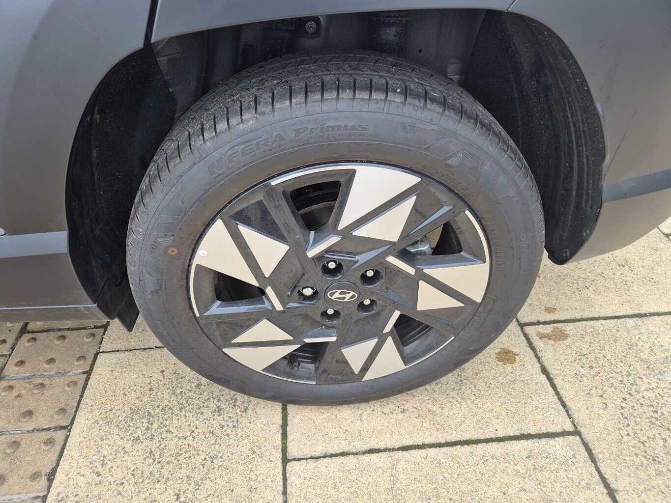 Used Hyundai KONA 2025 for sale - 76993610: Photo 5