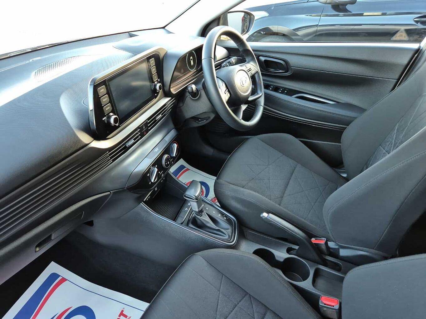 Used Hyundai BAYON 2022 for sale - 76801783: Photo 2