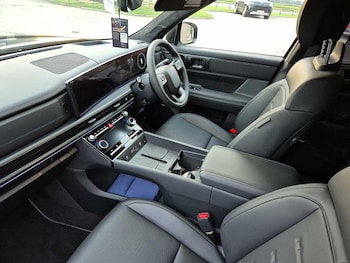 Used Hyundai Santa Fe 2025 for sale - 76215427: Photo 2
