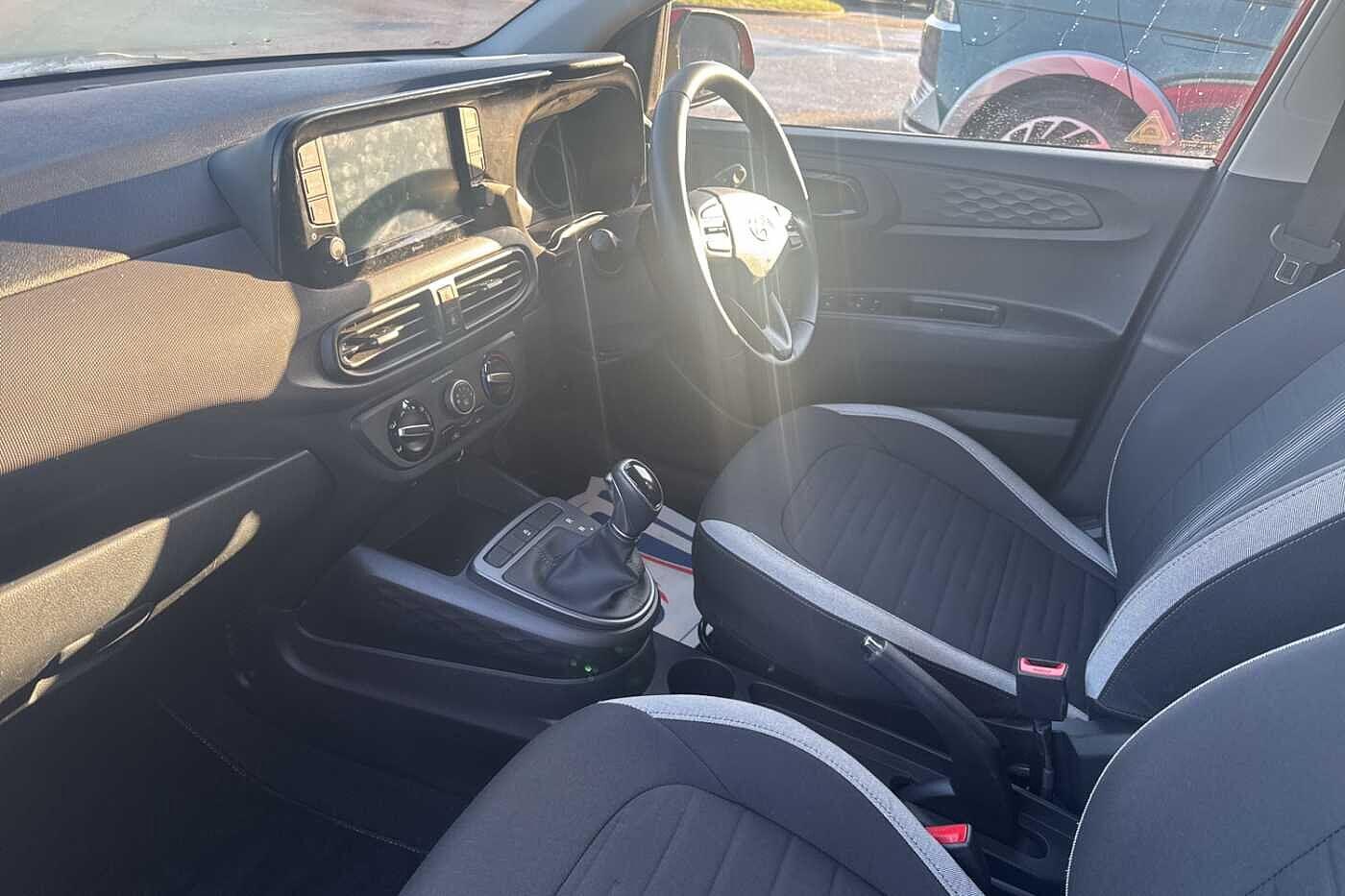 Used Hyundai i10 2022 for sale - 77166625: Photo 2