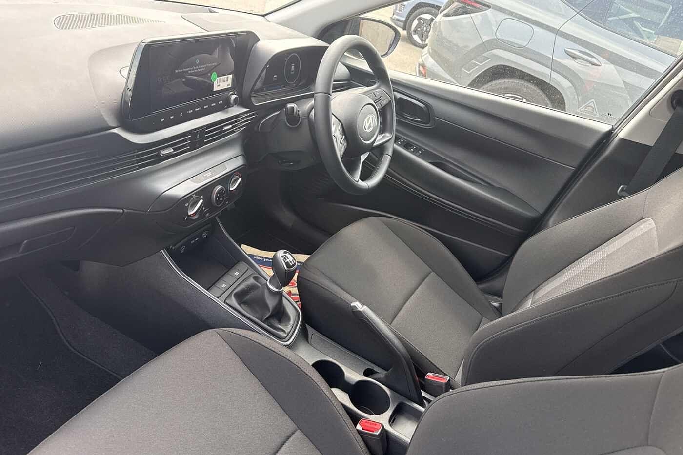 Used Hyundai i20 2025 for sale - 76990514: Photo 2