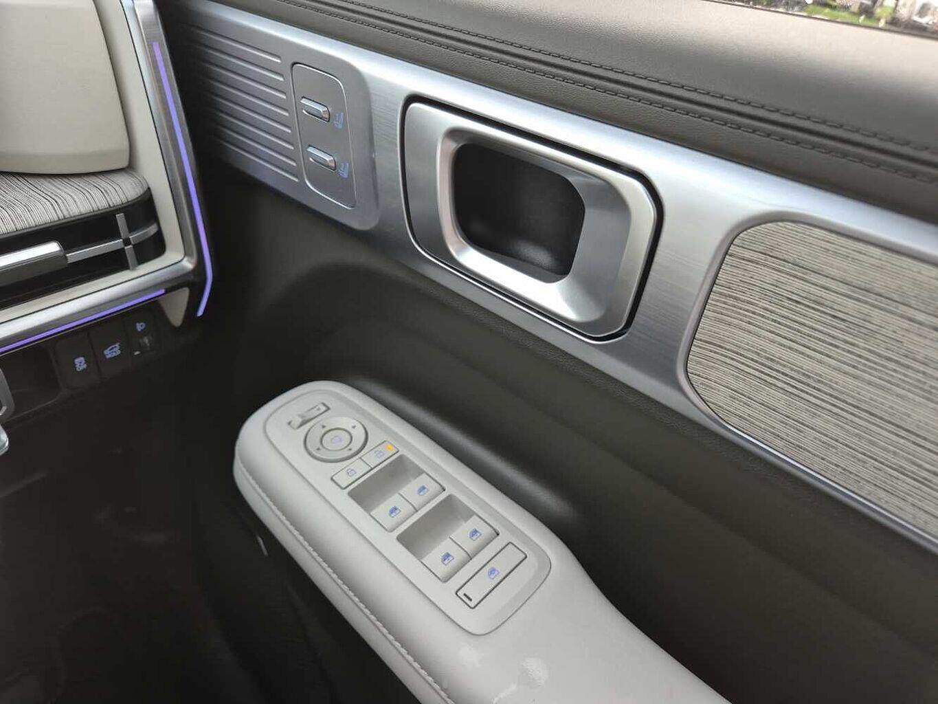 Used Hyundai Santa Fe 2025 for sale - 76425200: Photo 19