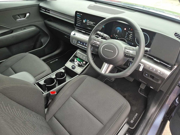 Used Hyundai KONA 2025 for sale - 76283052: Photo 6