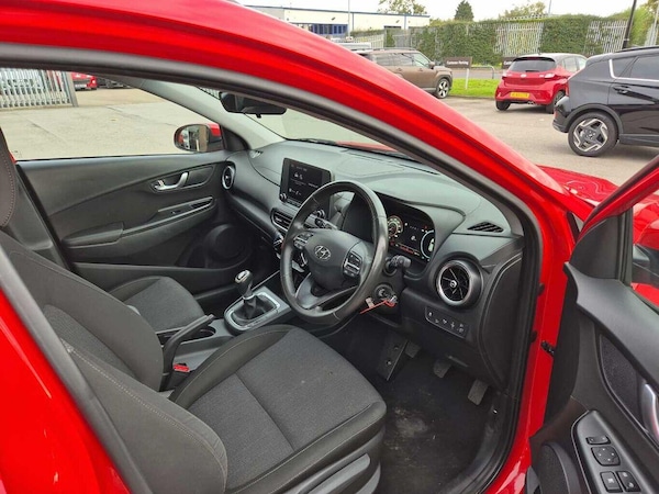 Used Hyundai KONA 2022 for sale - 76306144: Photo 2