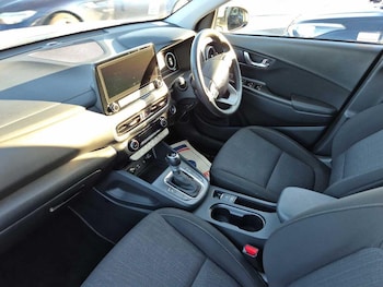 Used Hyundai KONA 2022 for sale - 76801652: Photo