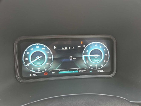 Used Hyundai KONA 2023 for sale - 76307402: Photo 13