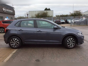 Used Volkswagen Polo 2023 for sale - 76800871: Photo