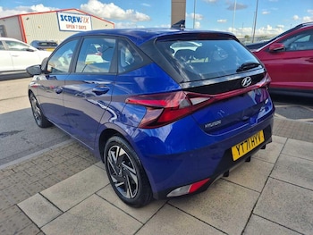 Used Hyundai i20 2021 for sale - 75826020: Photo