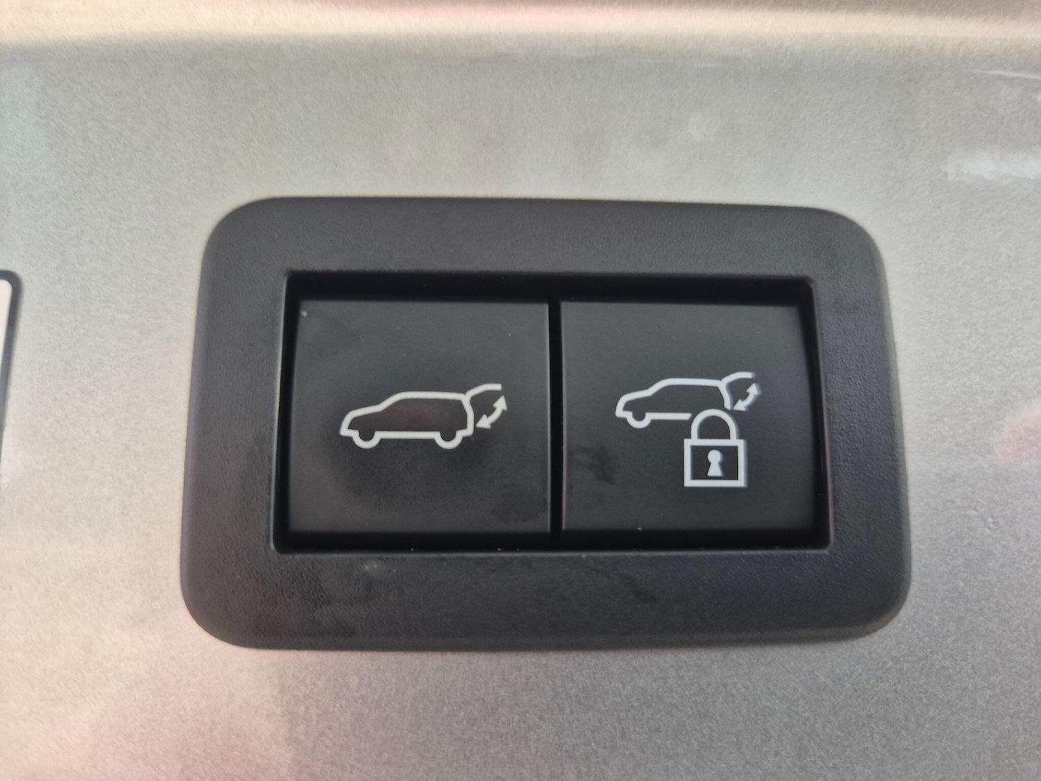 Used Toyota C-HR 2024 for sale - 76499668: Photo 15