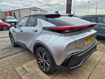 Used Toyota C-HR 2024 for sale - 76499668: Photo