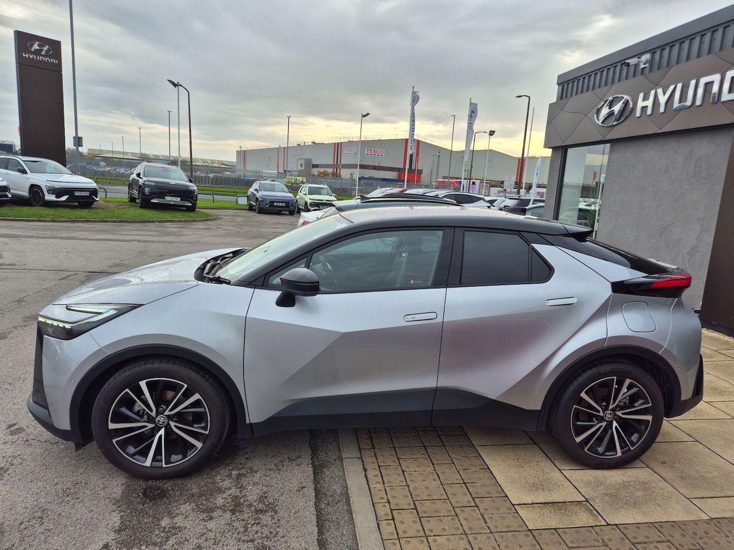 Used Toyota C-HR 2024 for sale - 76499668: Photo 5