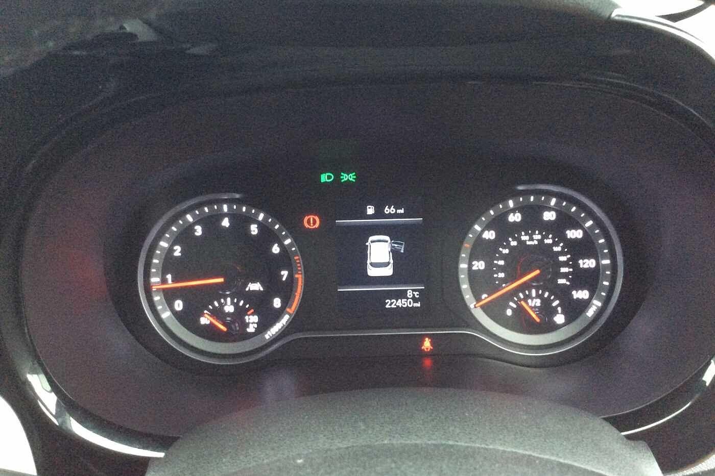 Used Hyundai i10 2022 for sale - 77203156: Photo 11