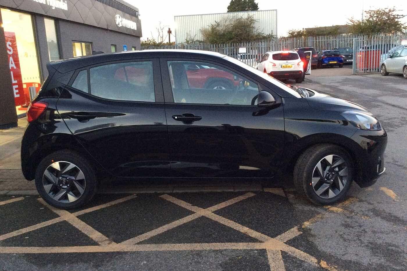 Used Hyundai i10 2025 for sale - 77015983: Photo 4