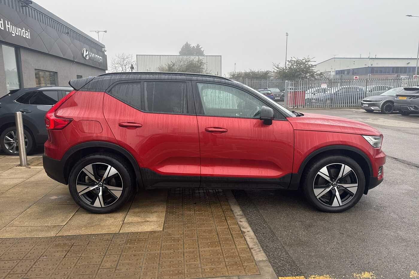 Used Volvo XC40 2021 for sale - 76965342: Photo 4