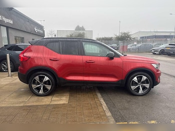 Used Volvo XC40 2021 for sale - 76965342: Photo