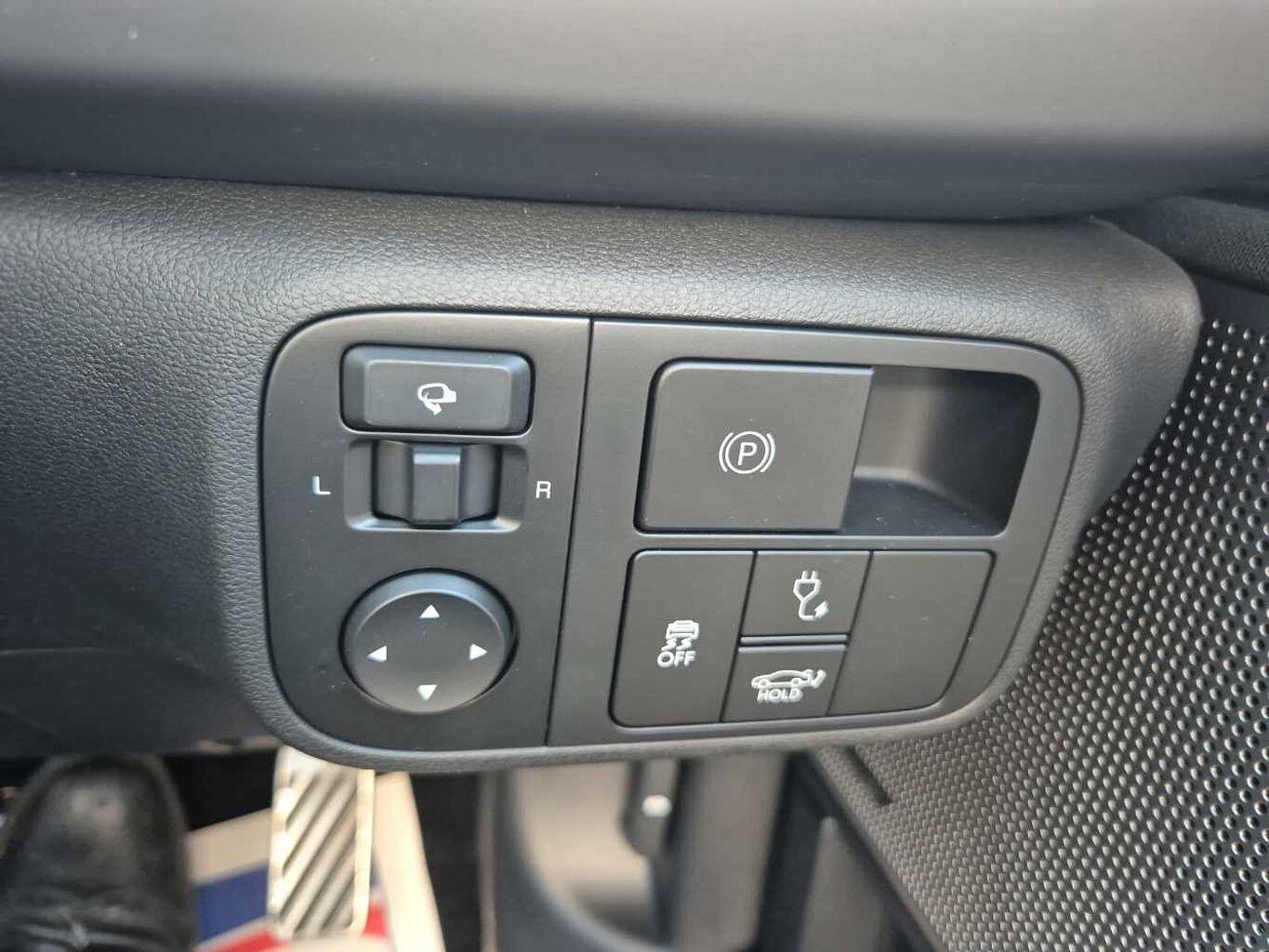 Used Hyundai IONIQ 6 2025 for sale - 76993656: Photo 17