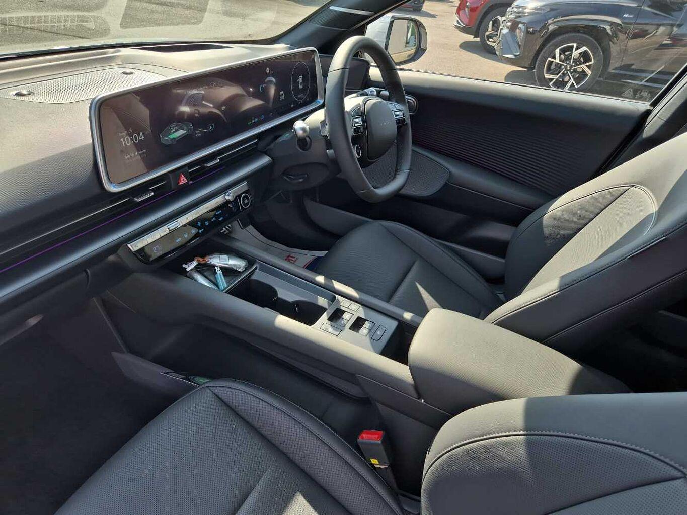 Used Hyundai IONIQ 6 2025 for sale - 76993656: Photo 2