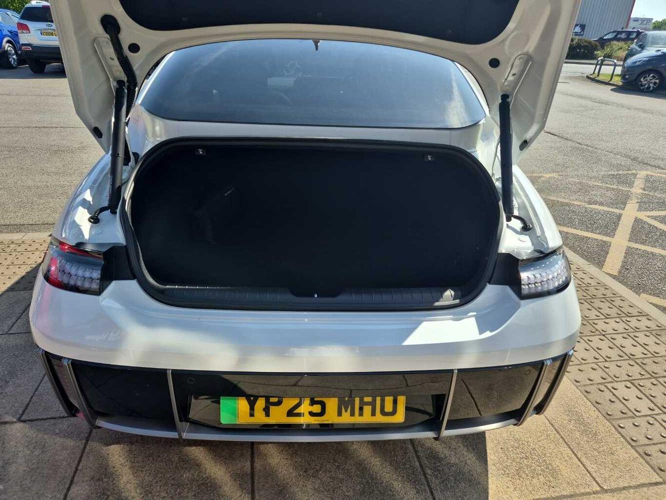 Used Hyundai IONIQ 6 2025 for sale - 76993656: Photo 9