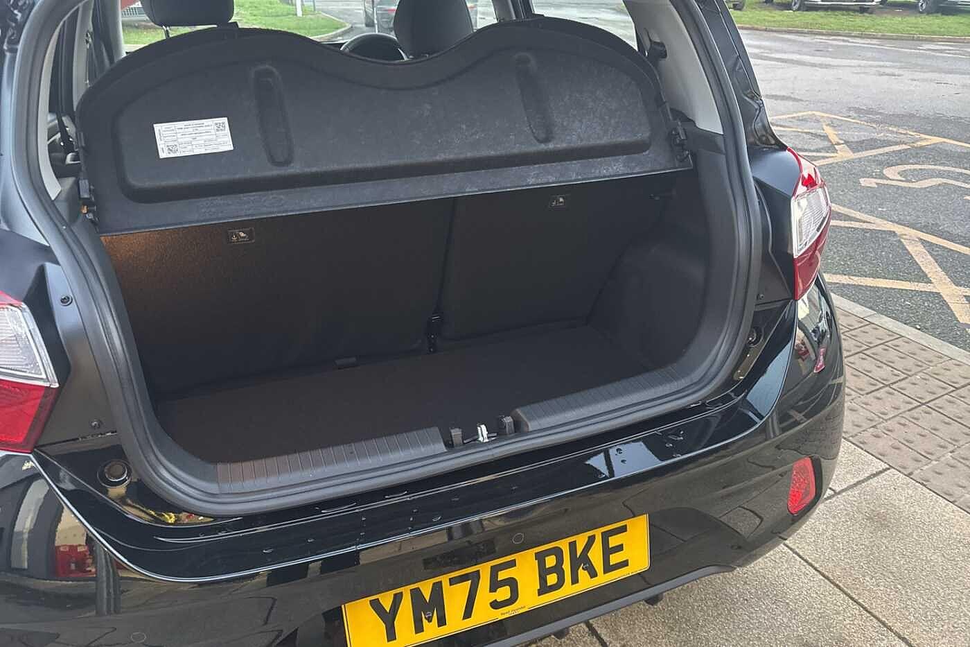 Used Hyundai i10 for sale - 77016815: Photo 14