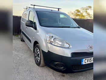 Used Peugeot Partner 2015 for sale - 77528120: Photo