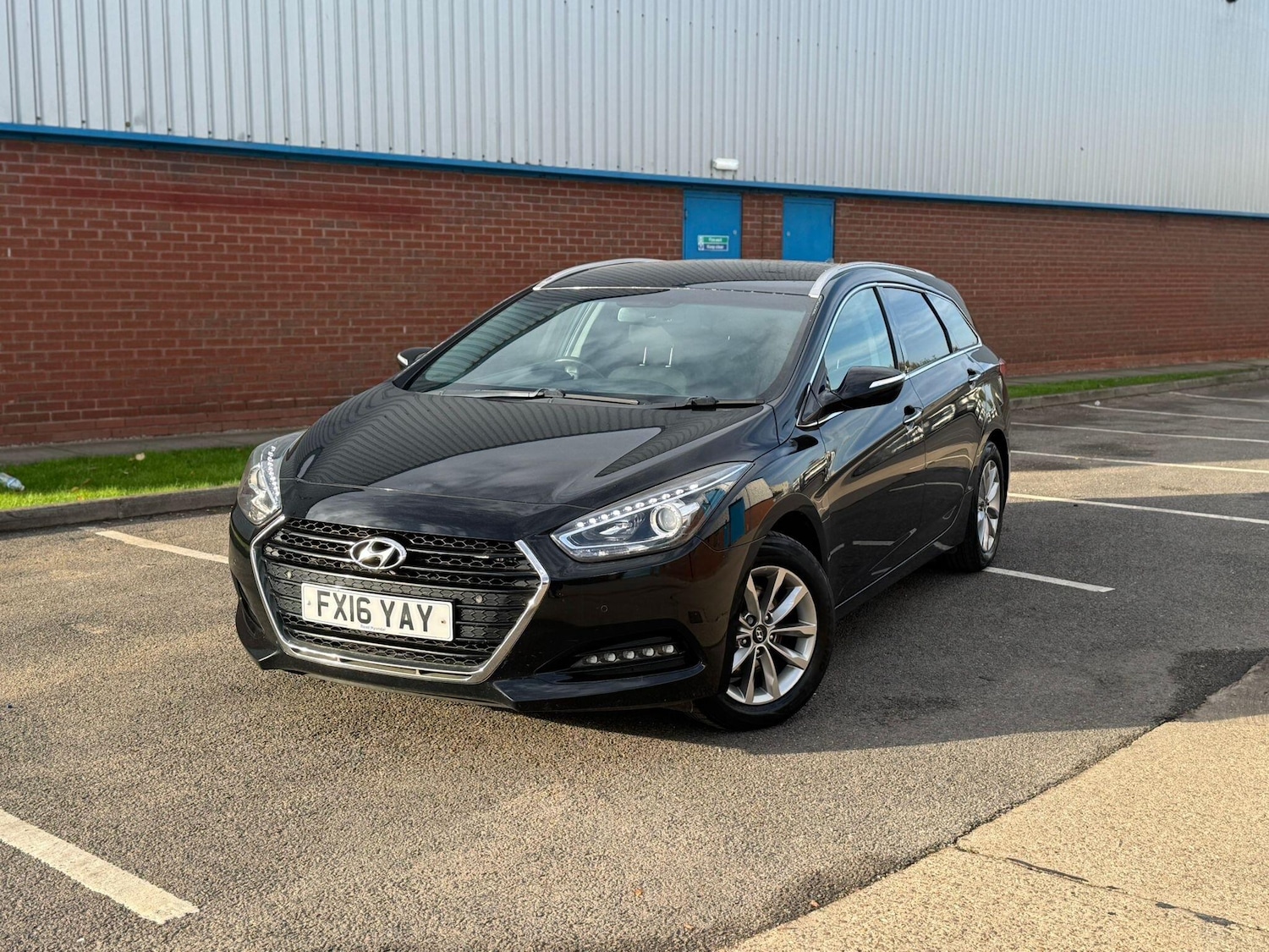 Used Hyundai i40 2016 for sale - 76498441: Photo 12