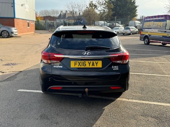 Used Hyundai i40 2016 for sale - 76498441: Photo