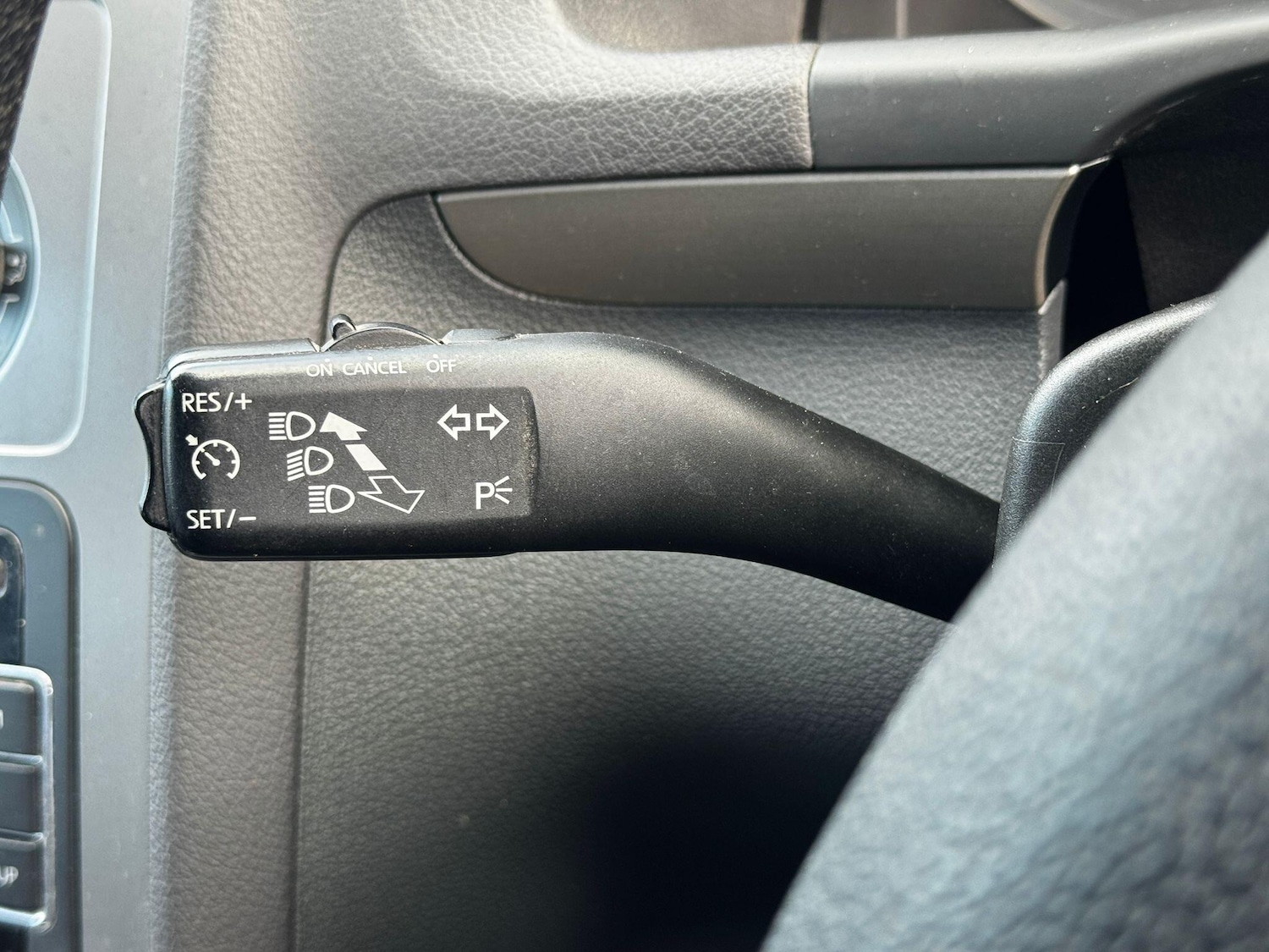 Used Volkswagen Touran 2009 for sale - 78085991: Photo 19