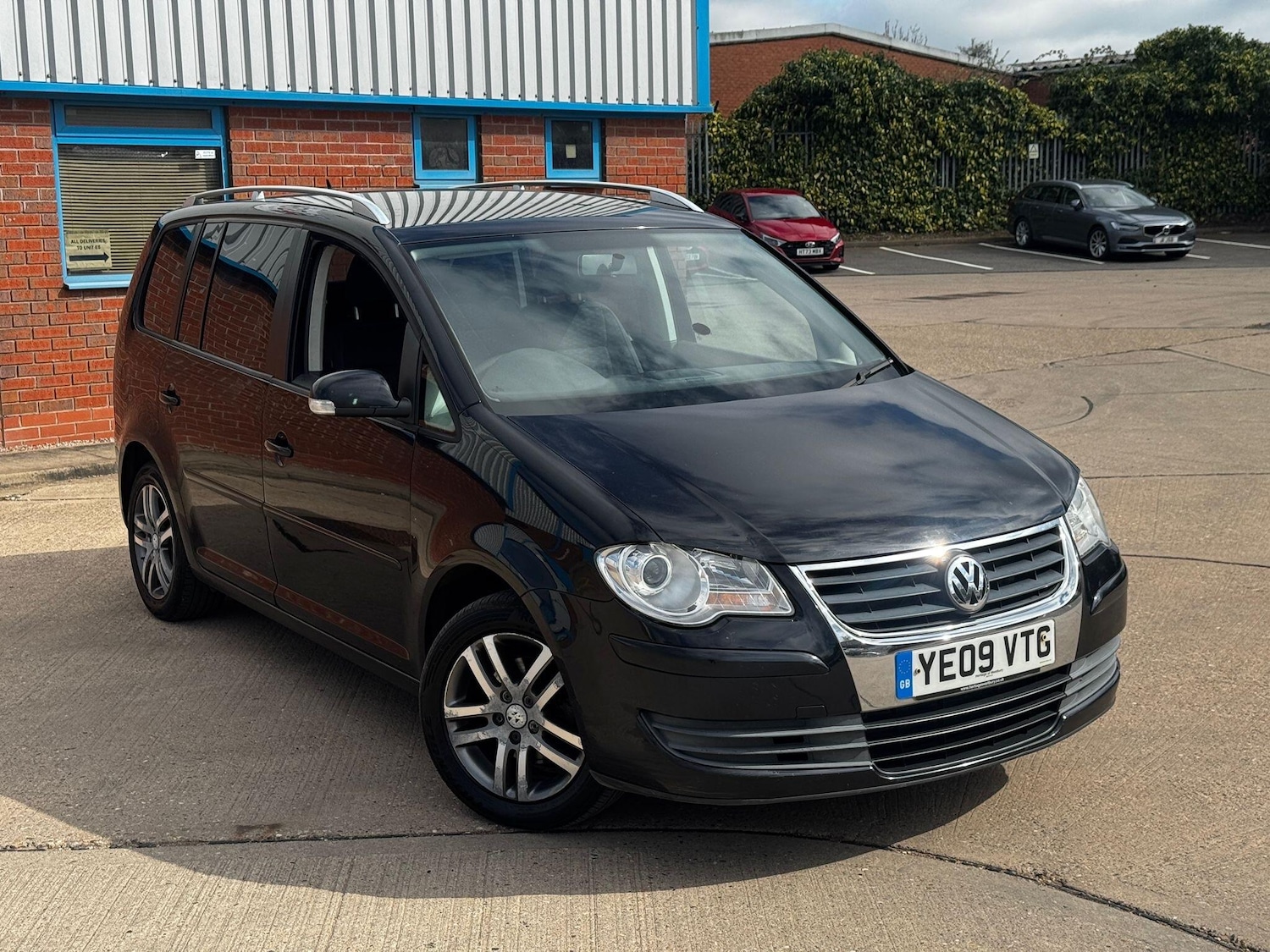 Used Volkswagen Touran 2009 for sale - 78085991: Photo 6