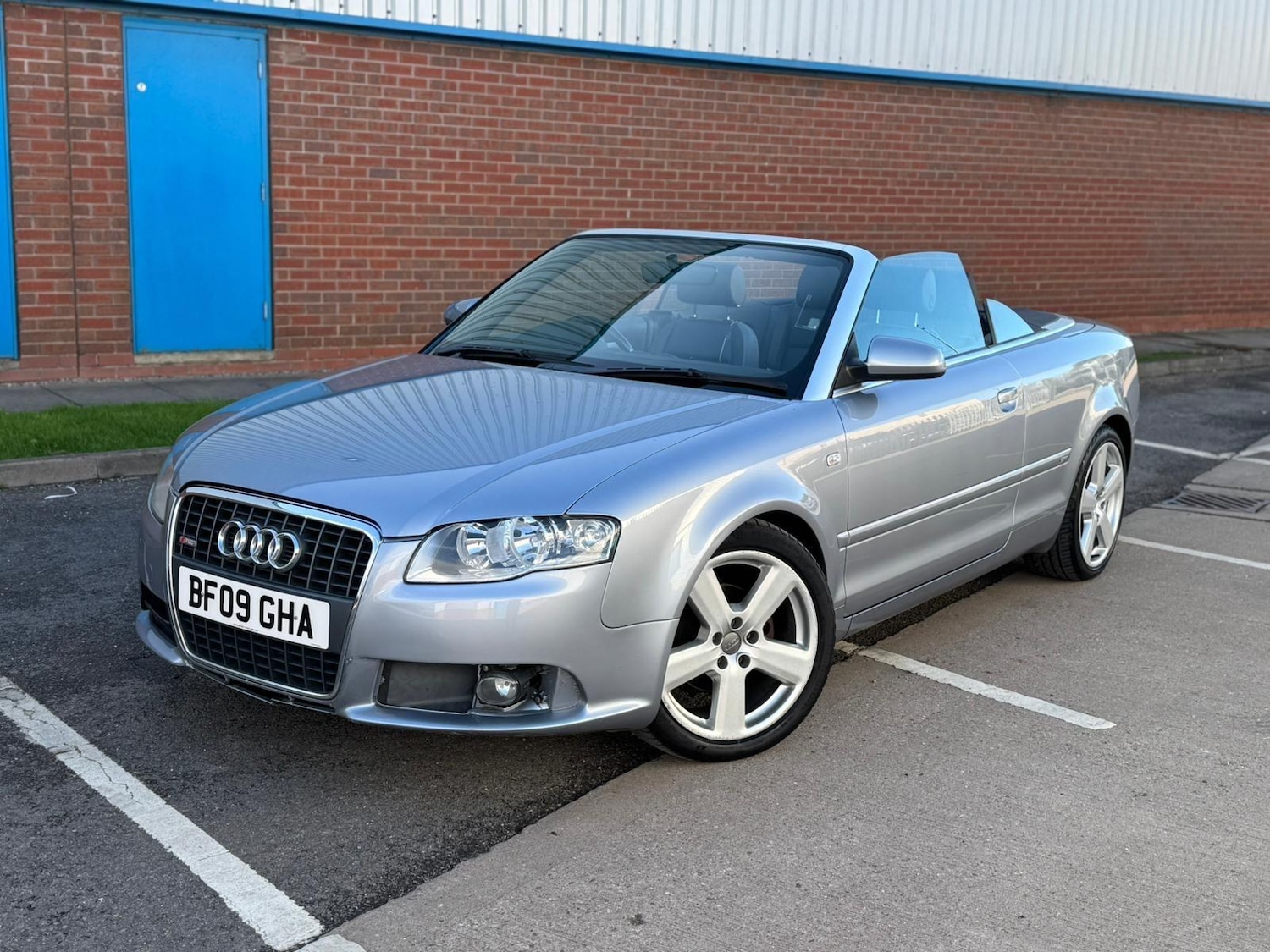 Used Audi A4 2009 for sale - 76389388: Photo 12