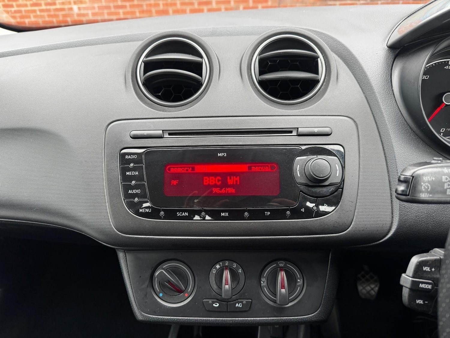 Used SEAT Ibiza 2012 for sale - 77853952: Photo 19