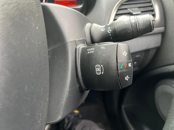 Used Renault Megane 2013 for sale - 76214197: Photo 22