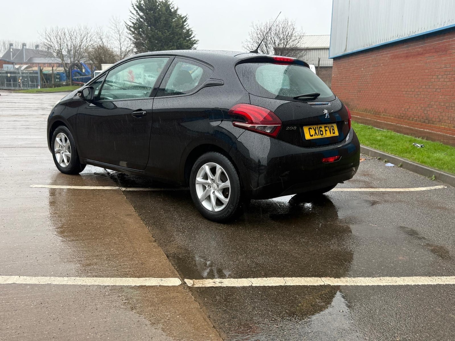 Used Peugeot 208 2016 for sale - 77230565: Photo 11