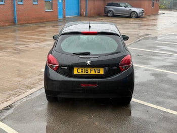 Used Peugeot 208 2016 for sale - 77230565: Photo