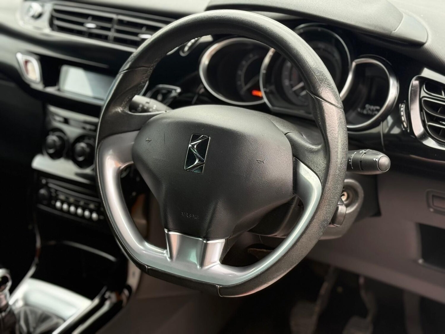 Citroen DS3 (64) - 1.6 e-HDi DStyle Euro 5 (s/s) 2dr - Image 15