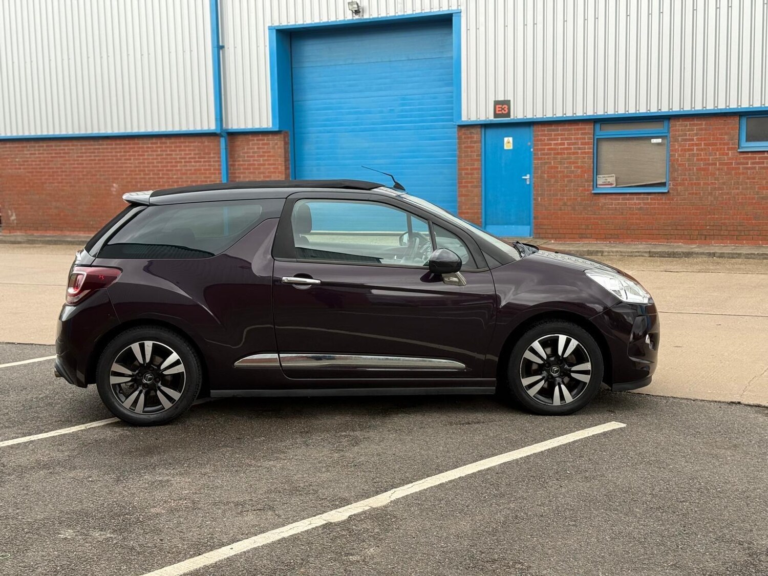 Citroen DS3 (64) - 1.6 e-HDi DStyle Euro 5 (s/s) 2dr - Image 4