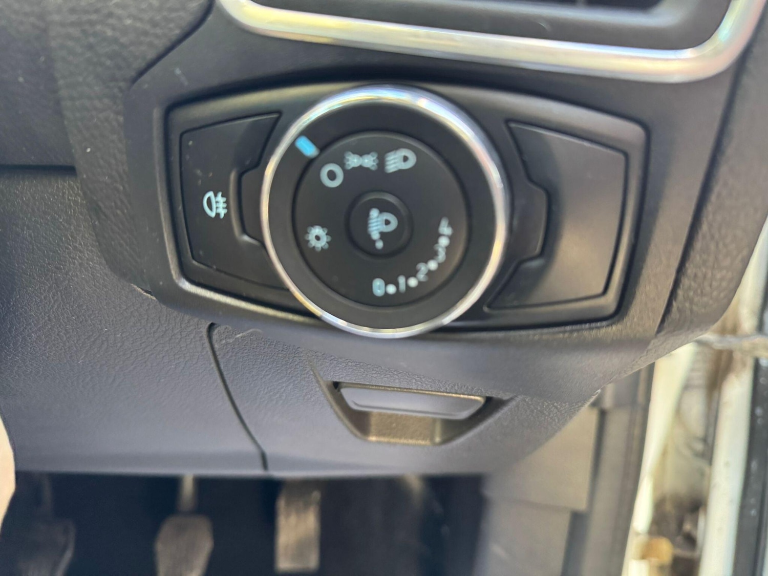 Used Ford Focus 2011 for sale - 77016149: Photo 15