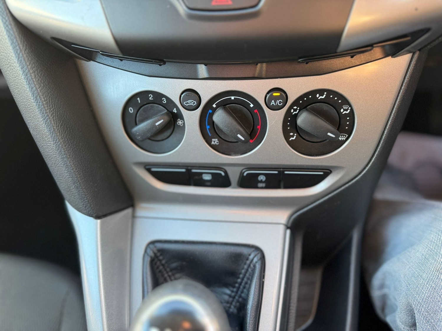 Used Ford Focus 2011 for sale - 77016149: Photo 21