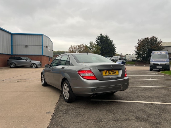Used Mercedes-Benz C Class 2011 for sale - 76269937: Photo 10