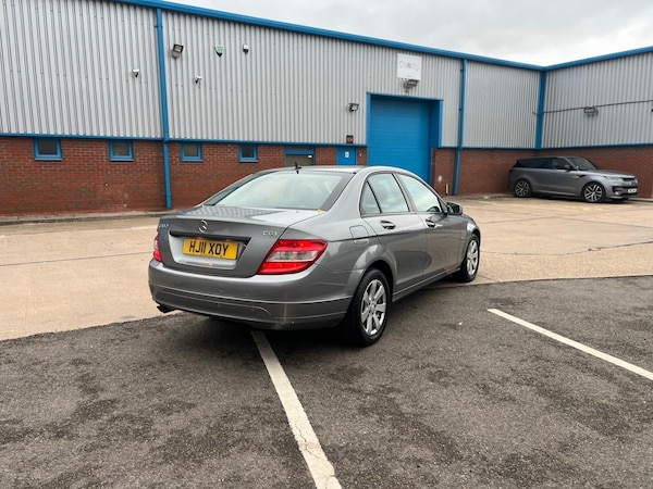 Used Mercedes-Benz C Class 2011 for sale - 76269937: Photo 5