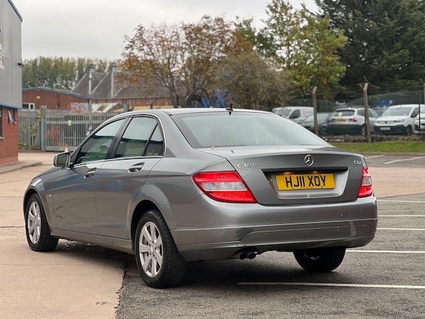 Used Mercedes-Benz C Class 2011 for sale - 76269937: Photo 6