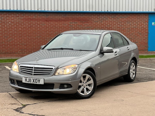 Used Mercedes-Benz C Class 2011 for sale - 76269937: Photo 7