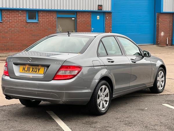 Used Mercedes-Benz C Class 2011 for sale - 76269937: Photo 9