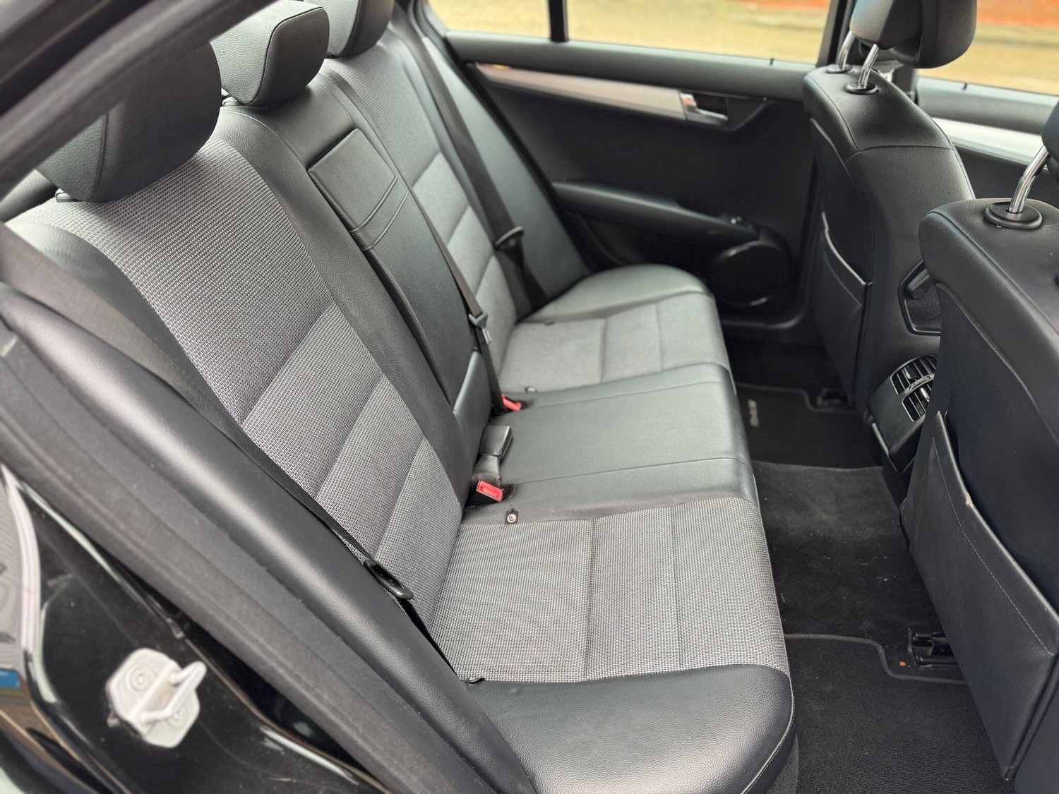 Used Mercedes-Benz C Class 2009 for sale - 77495773: Photo 18