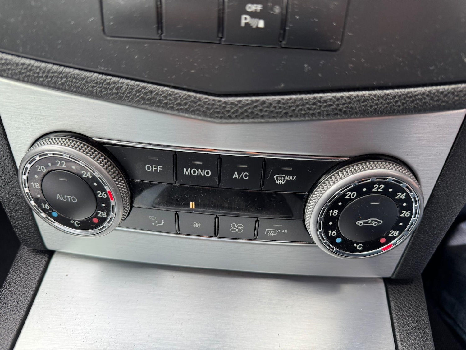 Used Mercedes-Benz C Class 2009 for sale - 77495773: Photo 24