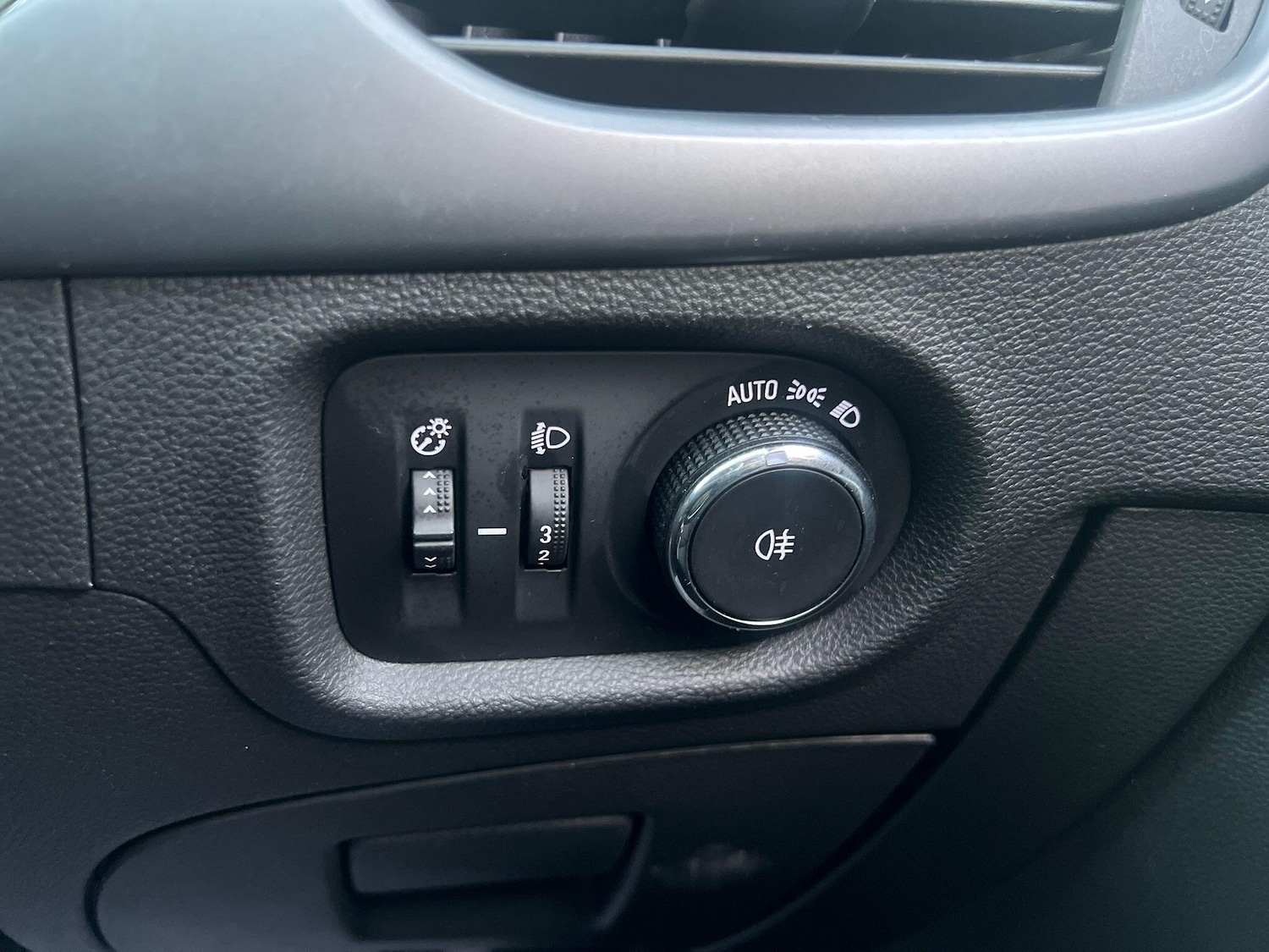 Used Vauxhall Astra 2019 for sale - 76926971: Photo 23