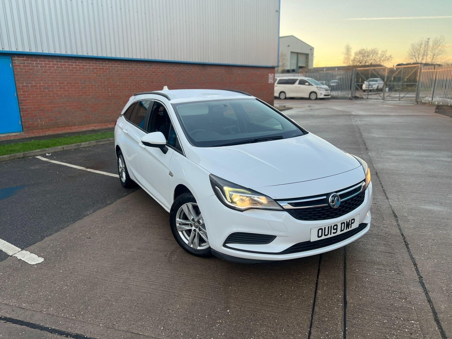 Used Vauxhall Astra 2019 for sale - 76926971: Photo 7